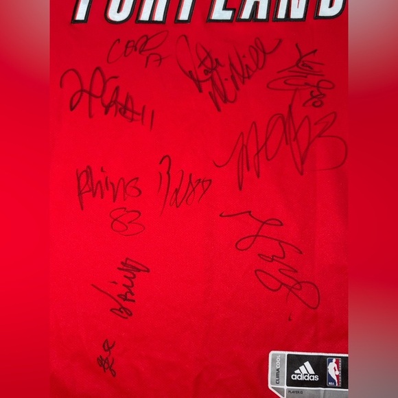NBA Portland Trailblazers Size L Adidas Red Signed Multiple Signature Jersey - Picture 6 of 8